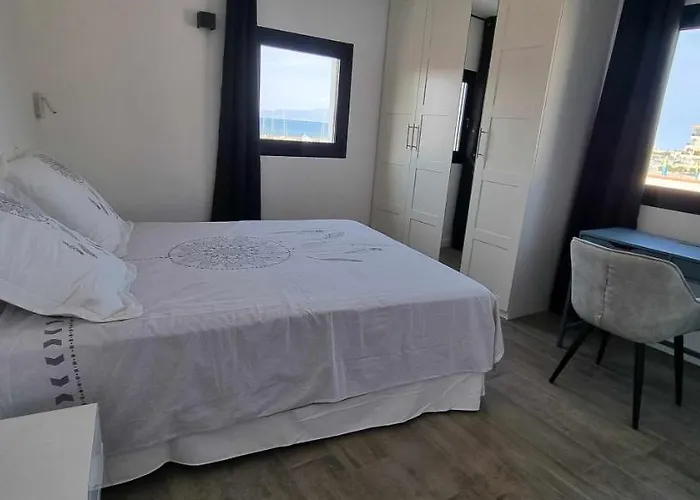 Villa Sophie Alt Standing, Frente Al Club Nautico