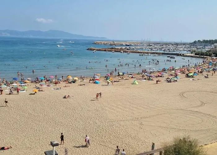 Villa Sophie Alt Standing, Frente Al Club Nautico